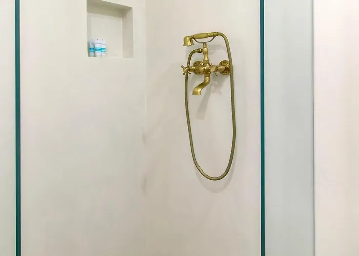 Villa Kamena U Mirnoj Ulici Blizu Centra Trogira Trogir