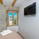 Kamena U Mirnoj Ulici Blizu Centra Trogira Villa Trogir