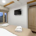Villa Kamena U Mirnoj Ulici Blizu Centra Trogira *